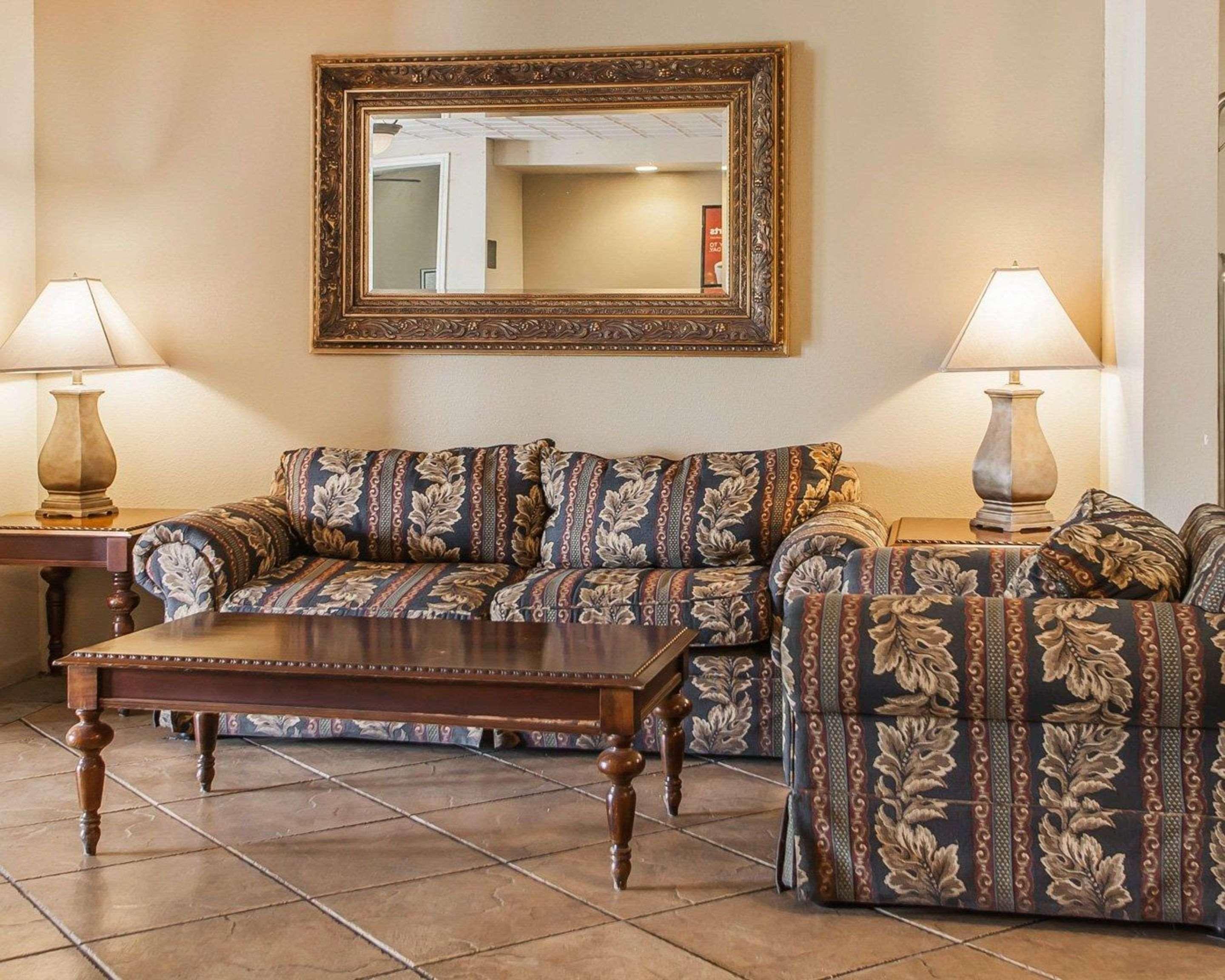 Econo Lodge Inn & Suites Granite City Eksteriør bilde